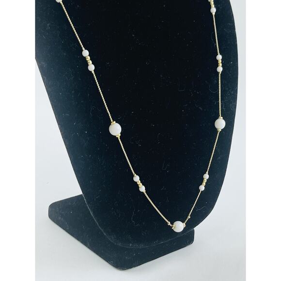 Liz Claiborne Gold Tone White Ball Bead Long Chain Necklace Station 80s Lobster - Picture 9 of 15